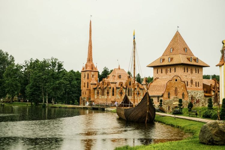 Сотрудники налоговых органов Гомельской области посетили парк «Великое княжество Сула»